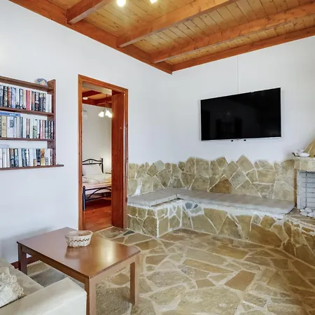 וילה Jimmy's 3 *